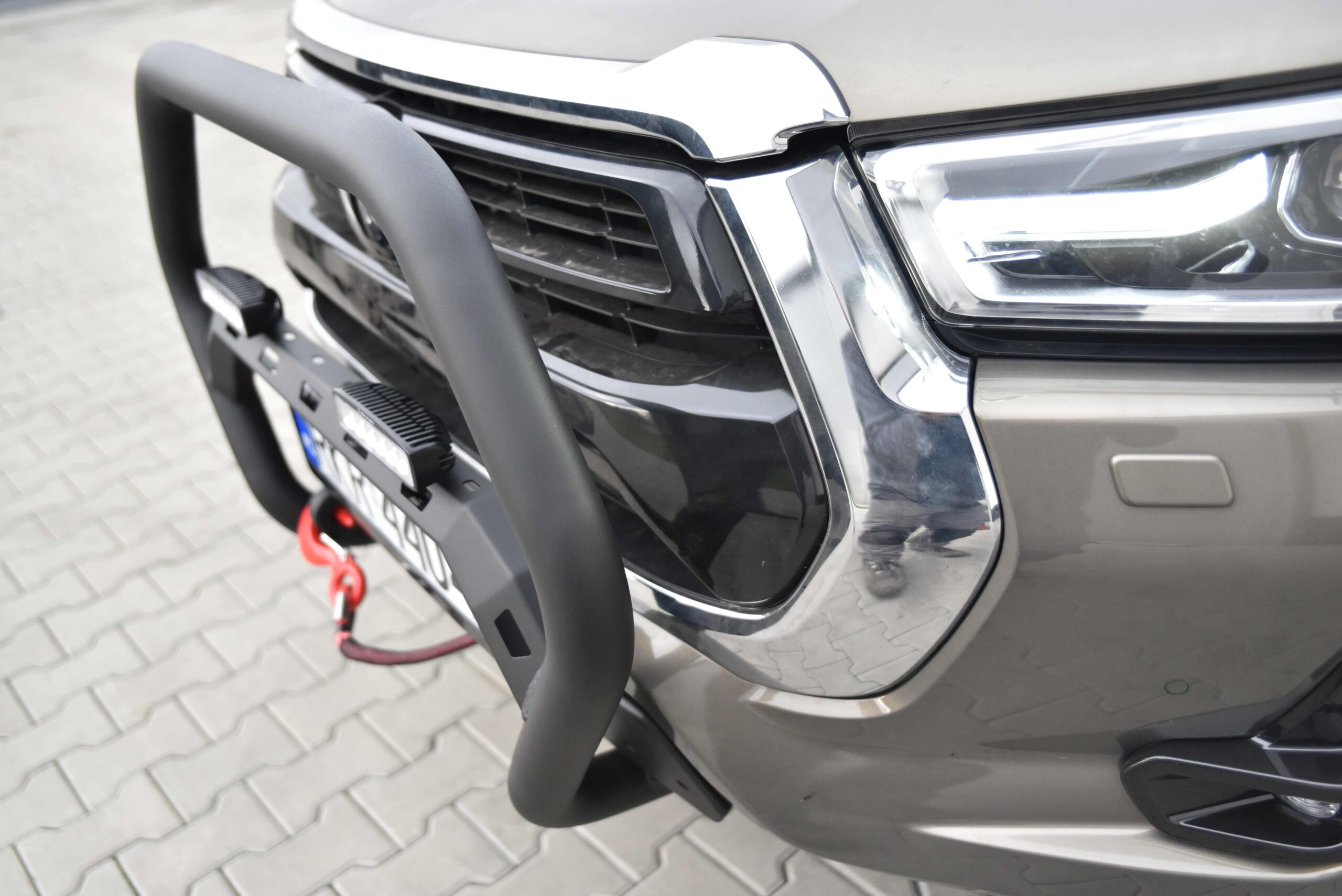 Kaitseraud esistangele Slim ZHX Toyota Hilux Revo 2020-2024 - Image 8