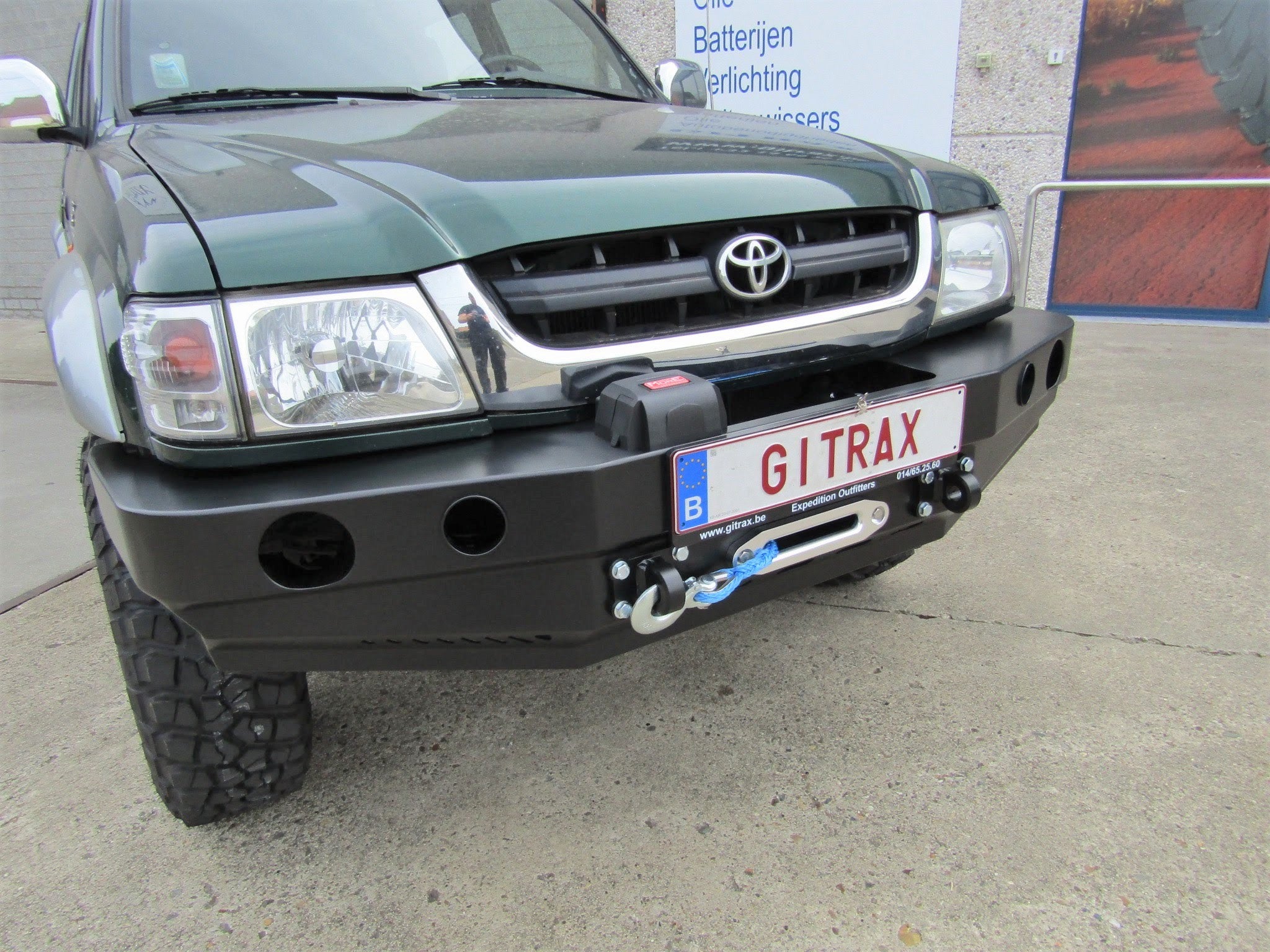 Esistange Toyota Hilux 98-05 - Image 2