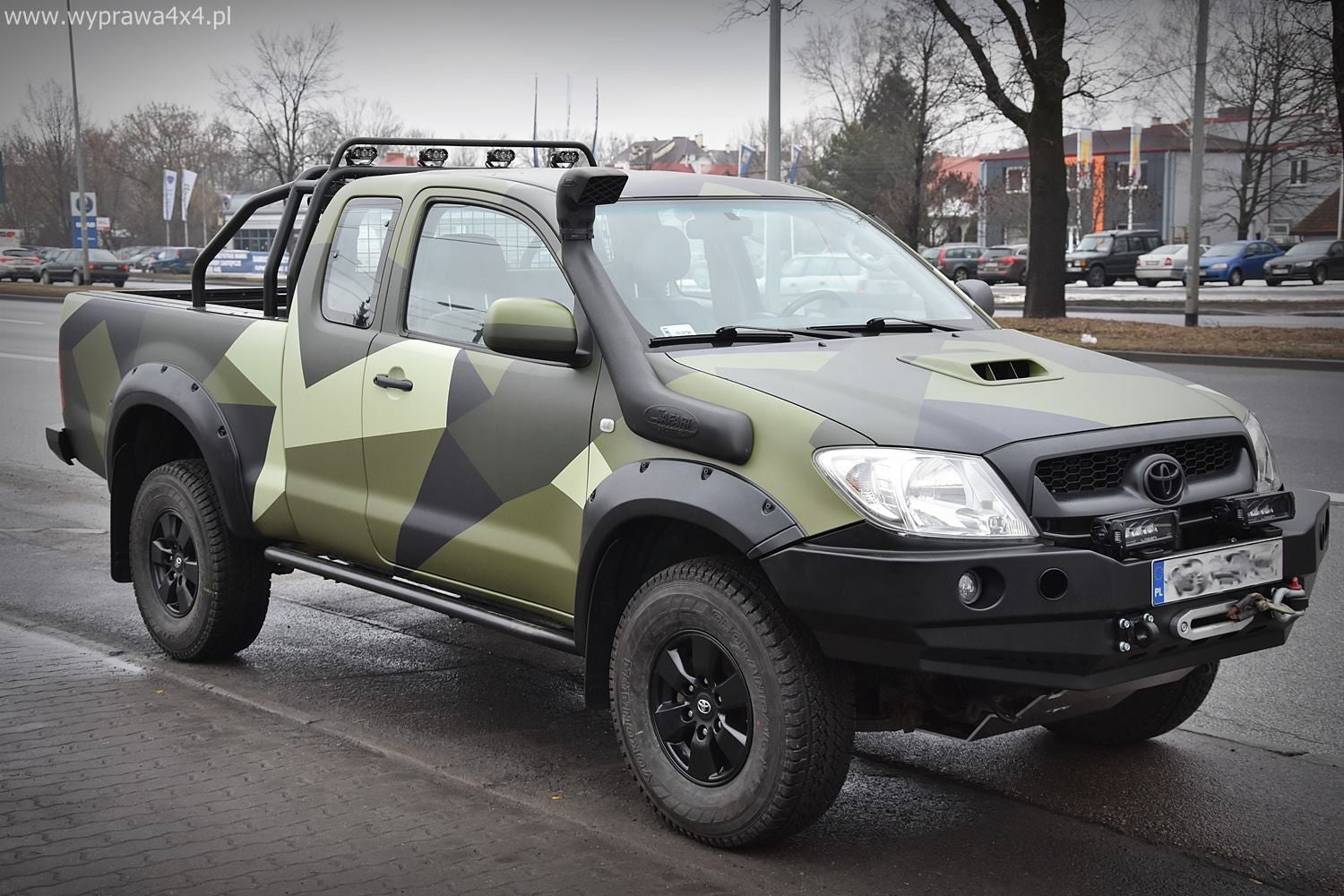Esistange Toyota Hilux 08-11 - Image 2