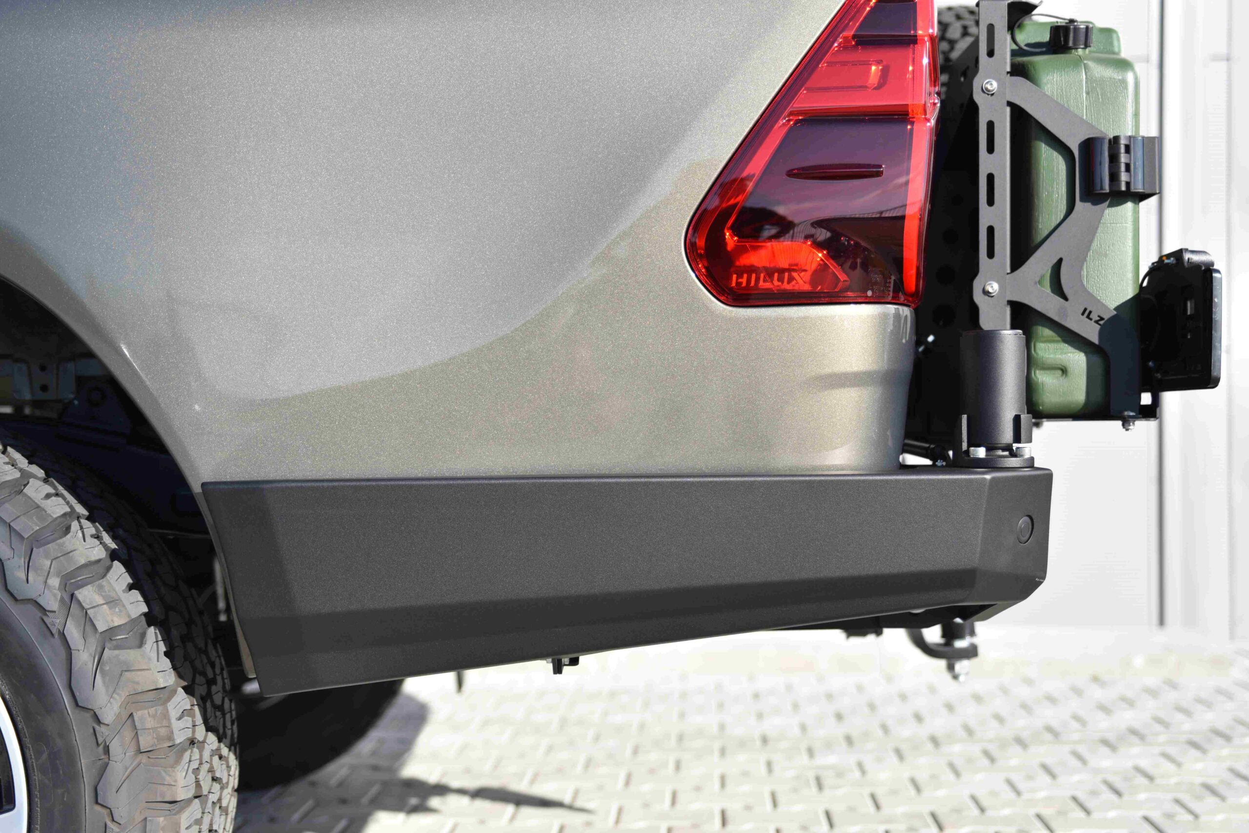 Pikk tagastange standardversioon Toyota Hilux Revo 2020-2024 - Image 5