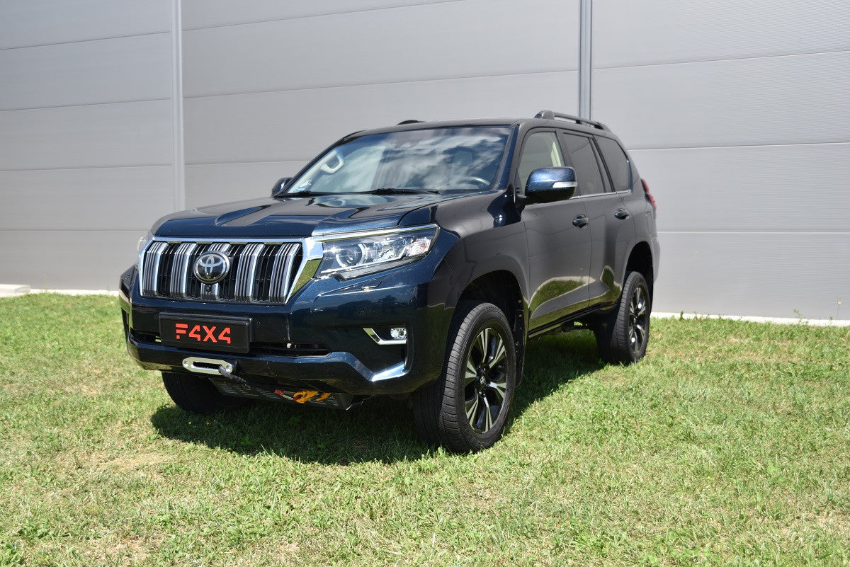Vintsialus Toyota LCJ150 2017- - Image 5