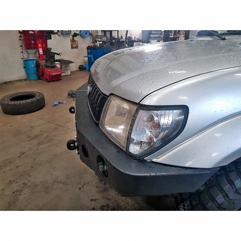 Esistange Toyota LCJ90 / LCJ95 96-99 tiivalaienditega versioon - Image 2