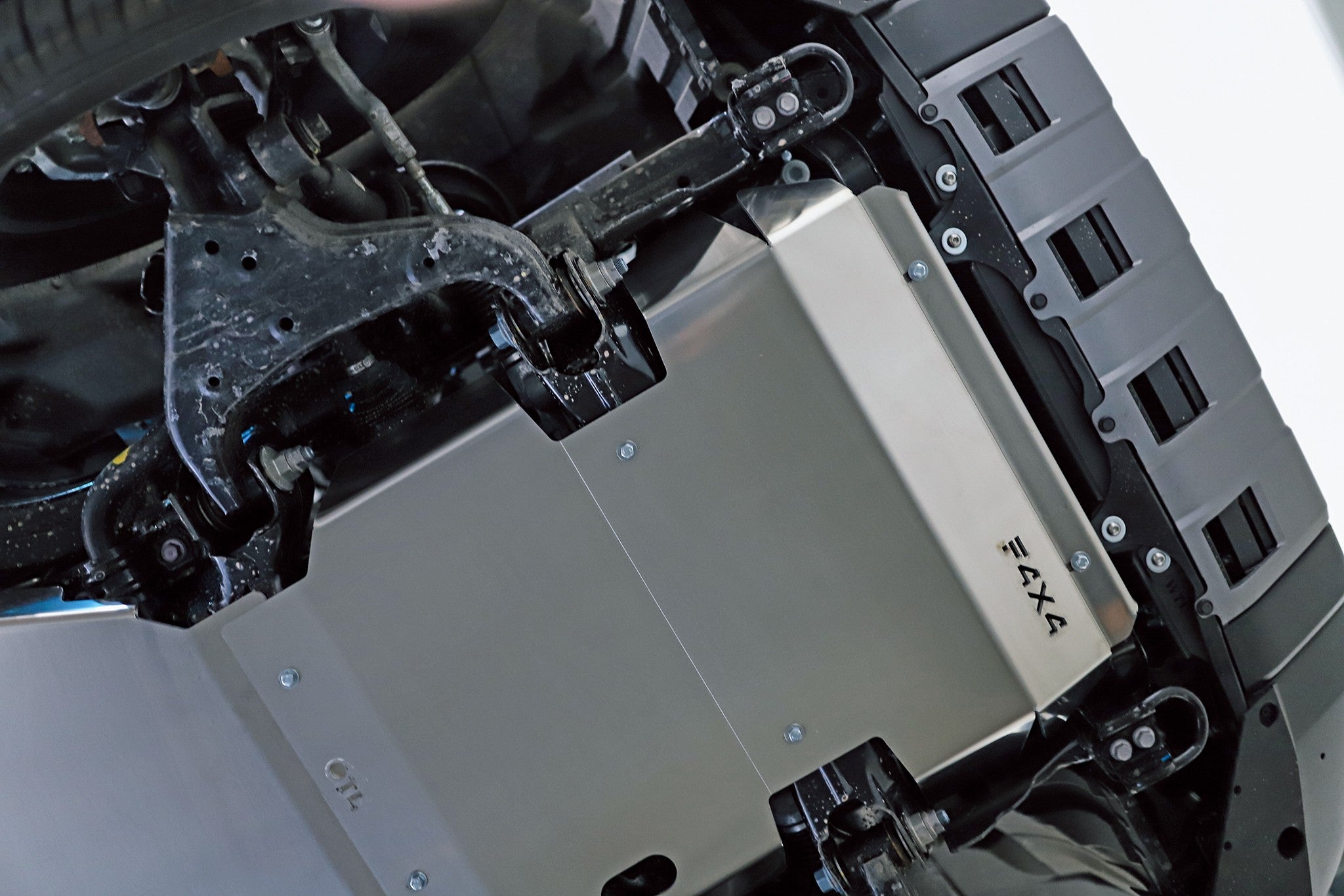 Mootorikaitse Toyota LCJ250 2024-