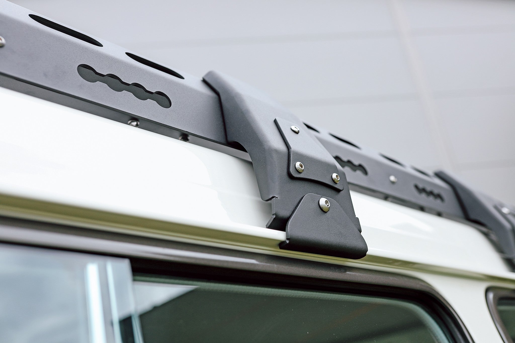 Alumiiniumist katuseraam / katuseplatvorm Toyota Land Cruiser HZJ78 2024- - Image 6