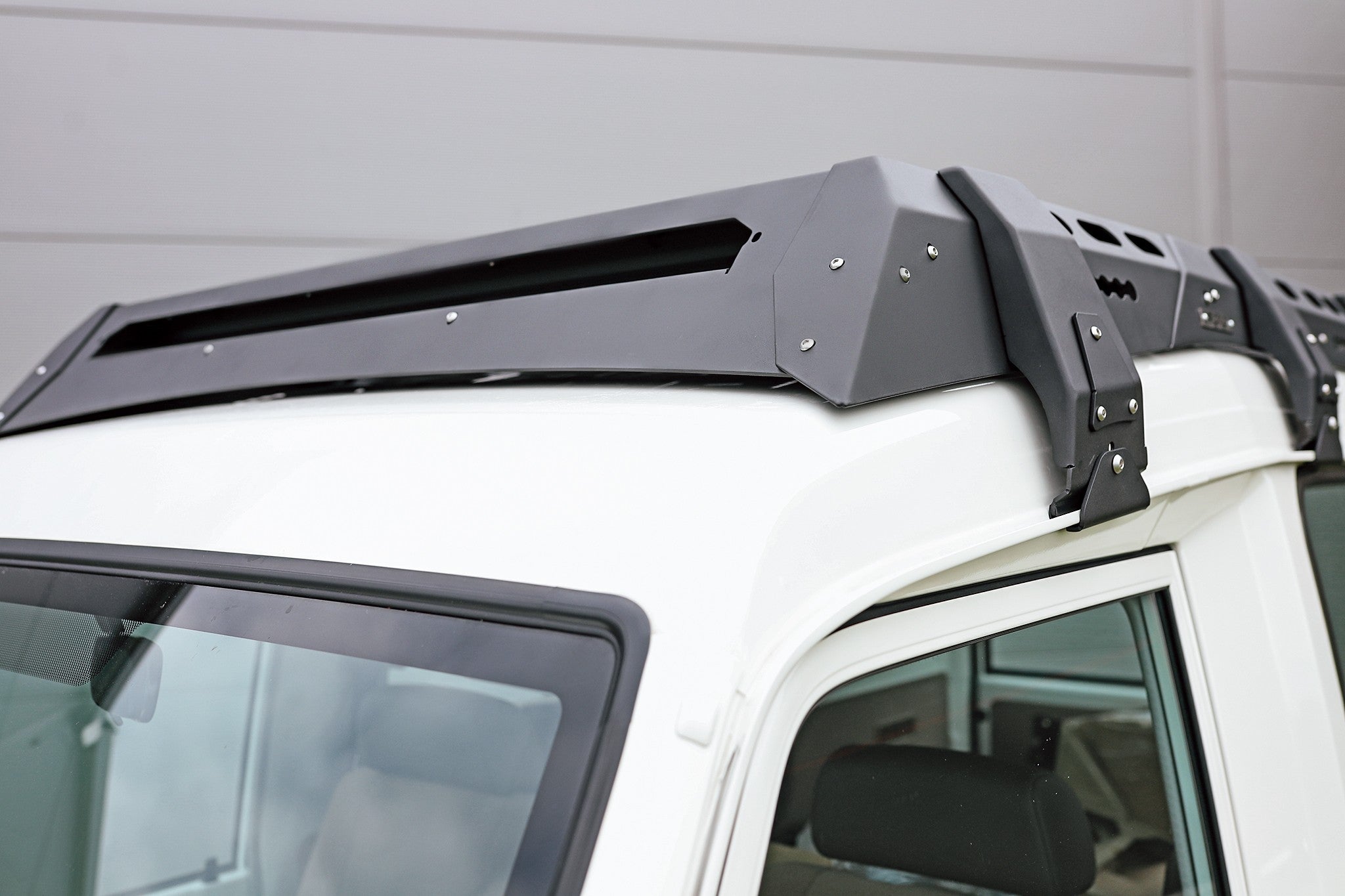 Alumiiniumist katuseraam / katuseplatvorm Toyota Land Cruiser HZJ78 2024- - Image 10