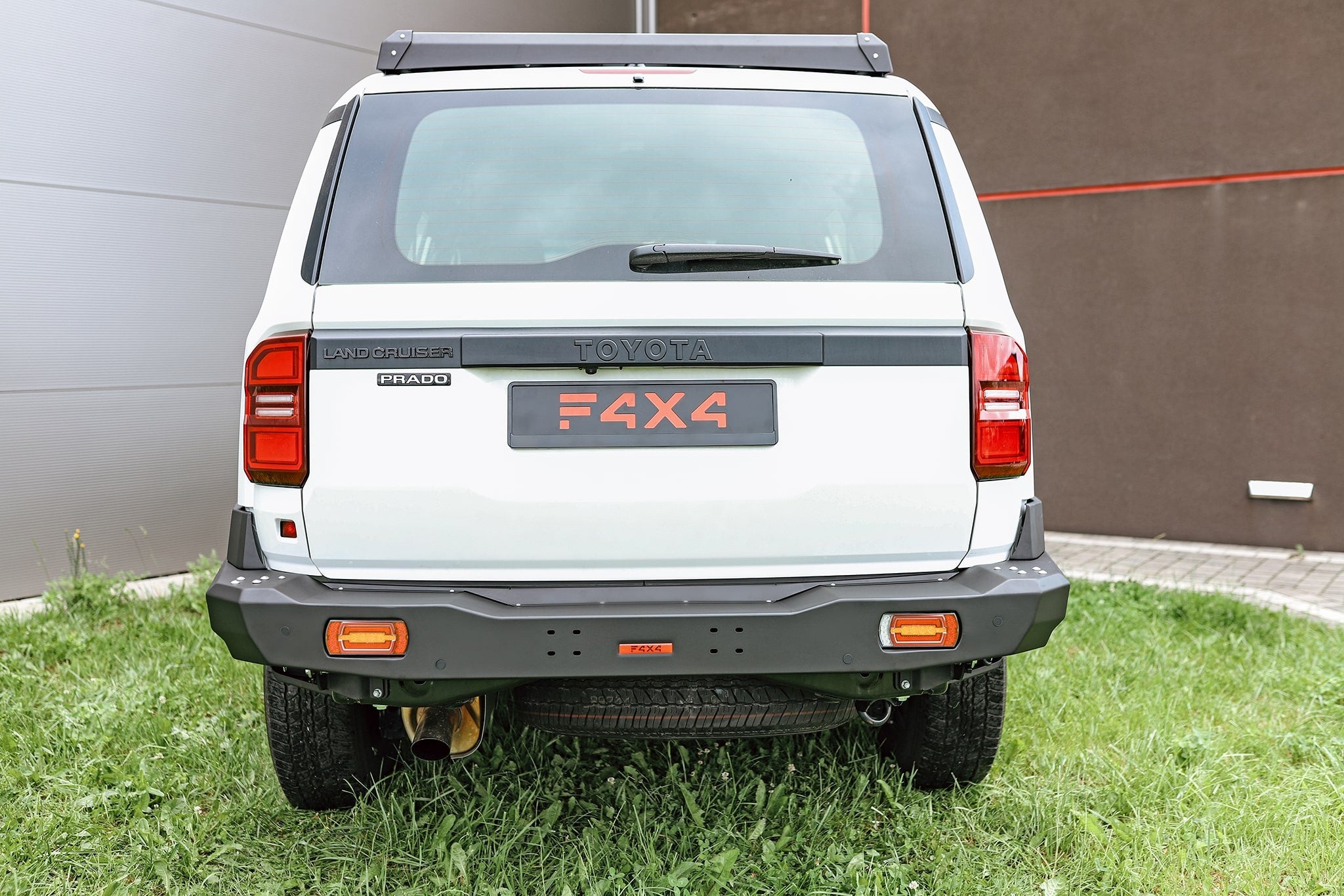Pikk tagastange Toyota Land Cruiser J250 2024- - Image 3