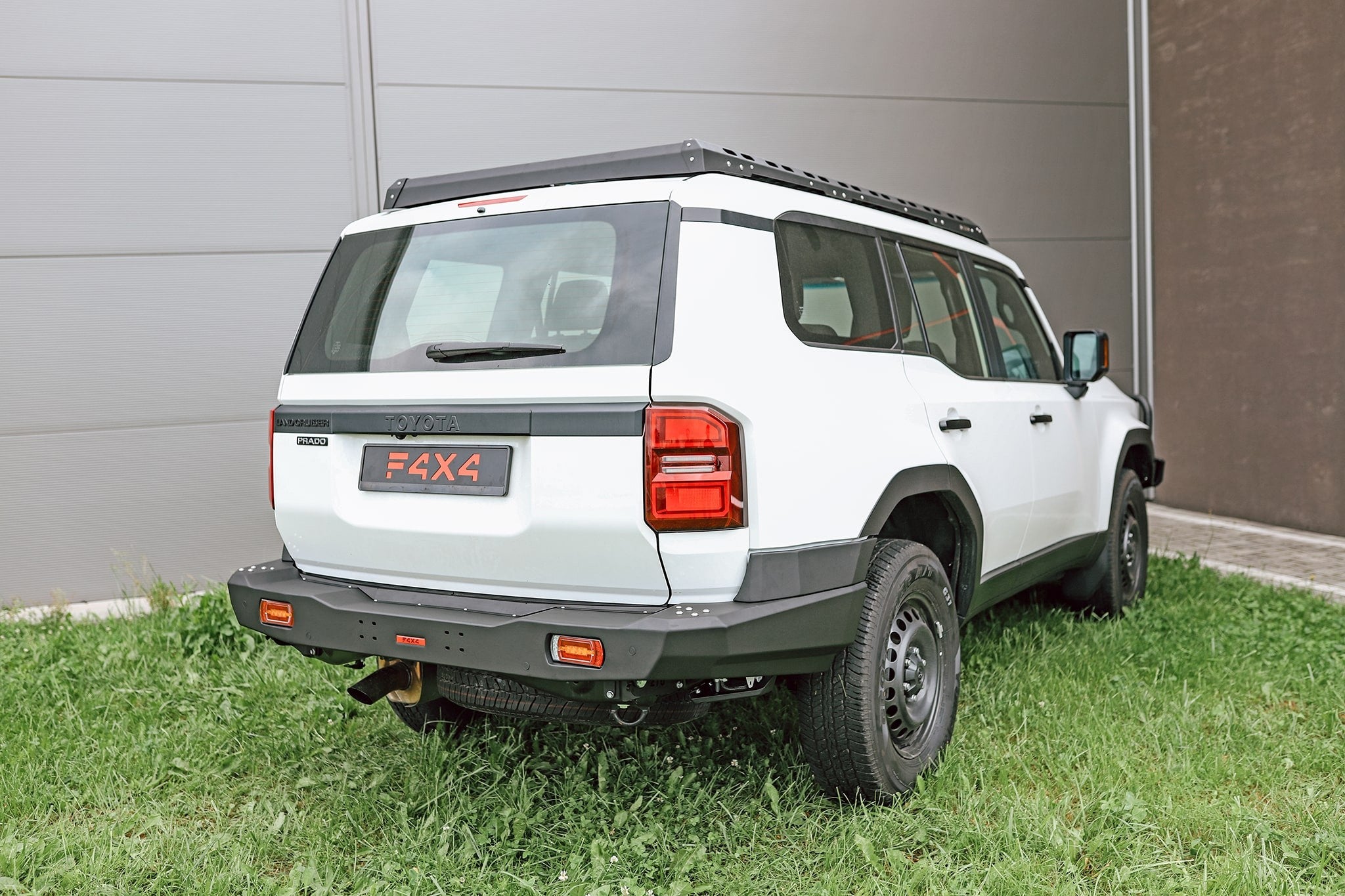 Pikk tagastange Toyota Land Cruiser J250 2024-
