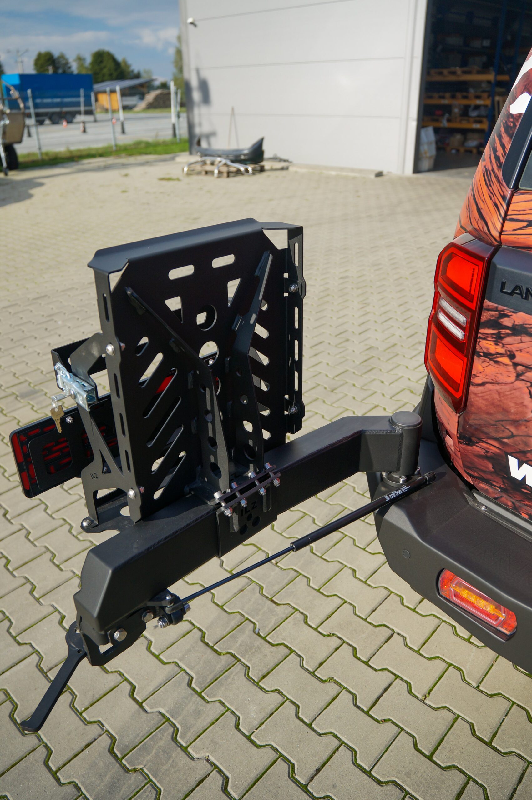 Vasak moodulkinnitus Toyota LCJ250 2024- - Image 6