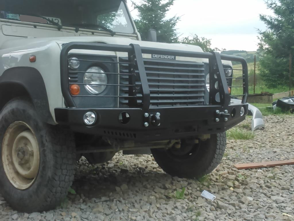 Kaitseraud esistangele Land Rover Defender 110 kliimaseadmeta versioon - Image 4