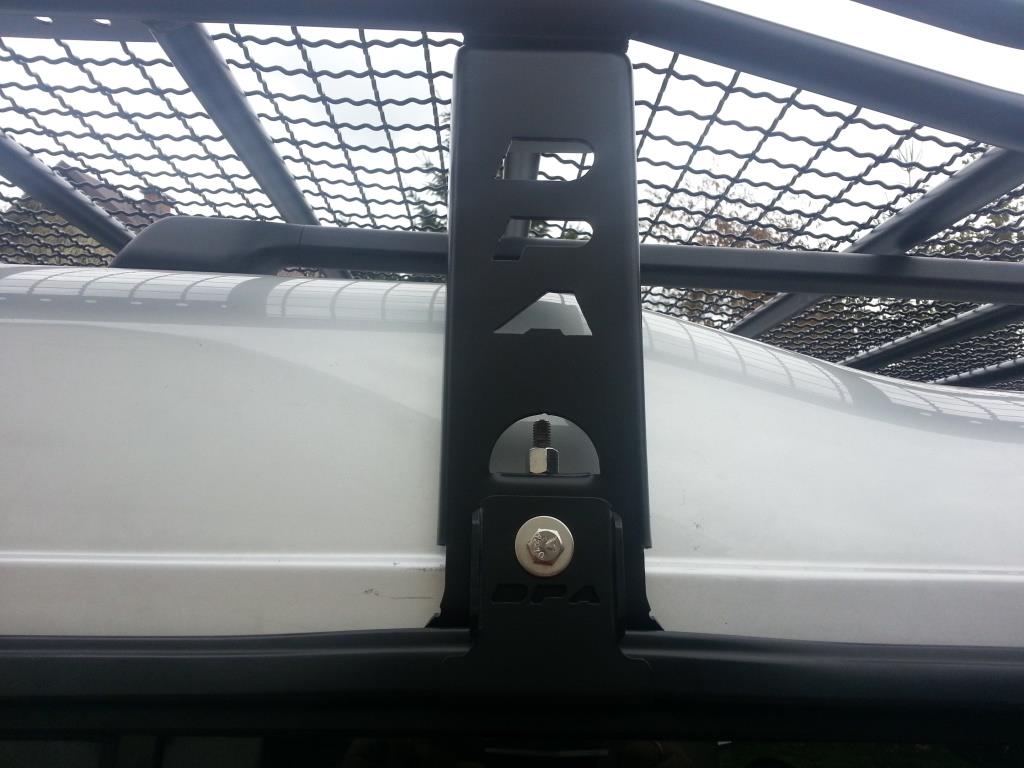 Võrguga katuseraam Land Rover Discovery II - Image 3