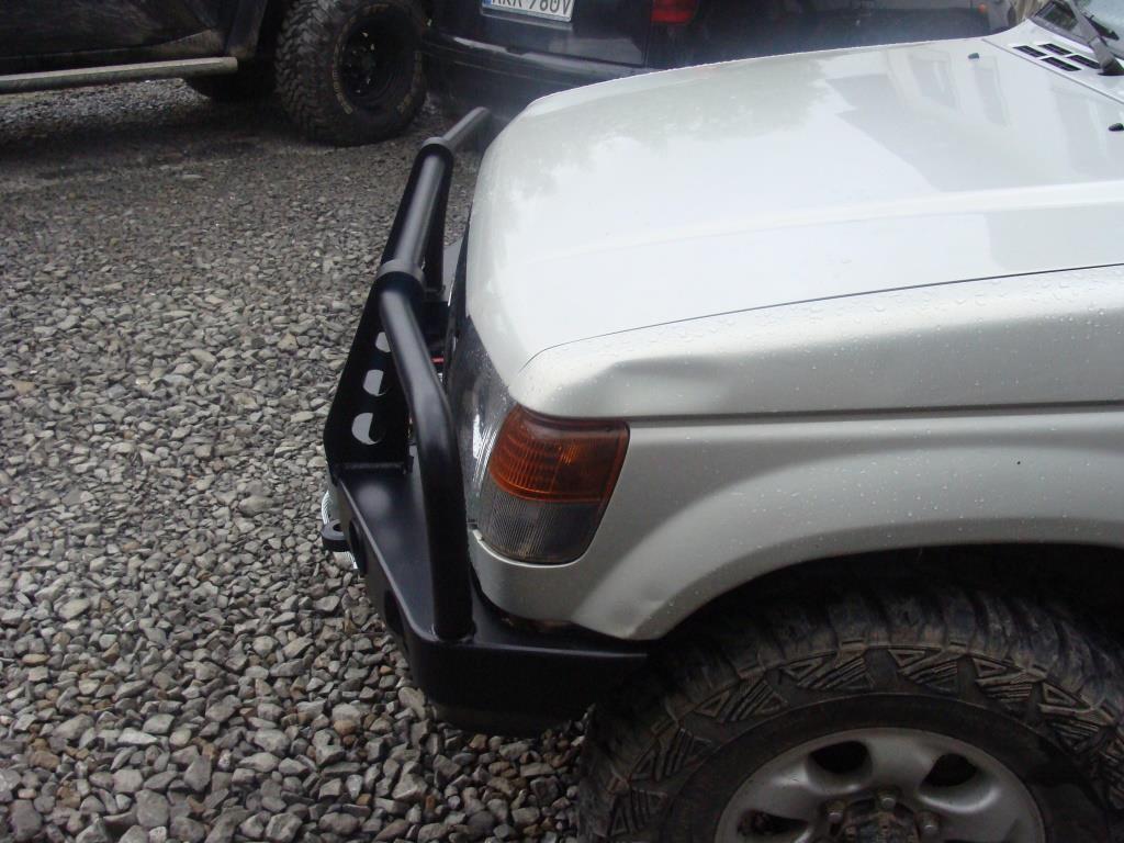 Esistange Mitsubishi Pajero II 91-99 tiivalaienditeta versioon - Image 2