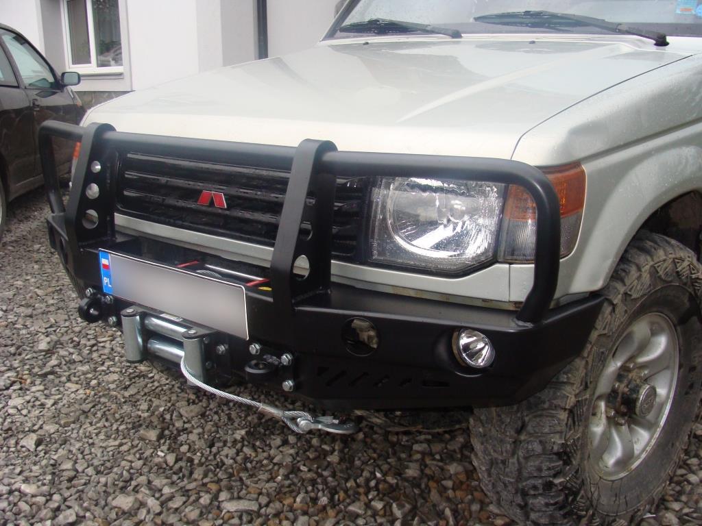 Esistange Mitsubishi Pajero II 91-99 tiivalaienditeta versioon - Image 4